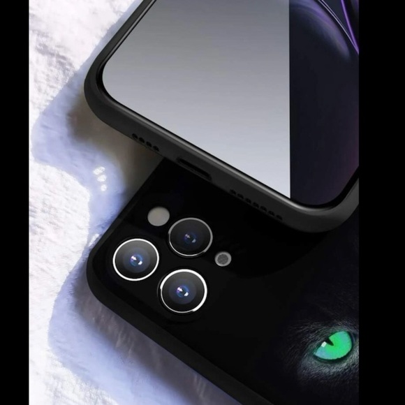 NEW!! Cat eyes iPhone Case 11/ 11Pro Max/ 12 Pro Max - Picture 3 of 4
